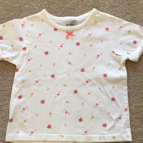 6 PC BUNDLE: Cotton Tops and Jeans - Picture 4 of 7